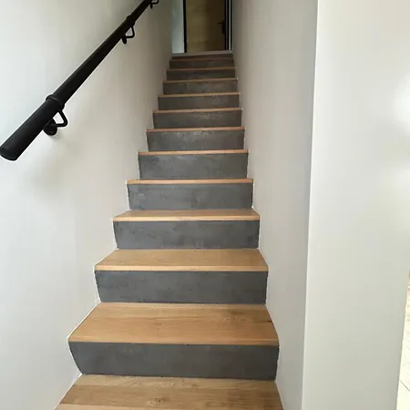 La Petite Maison Dans La Ferme Apartman *